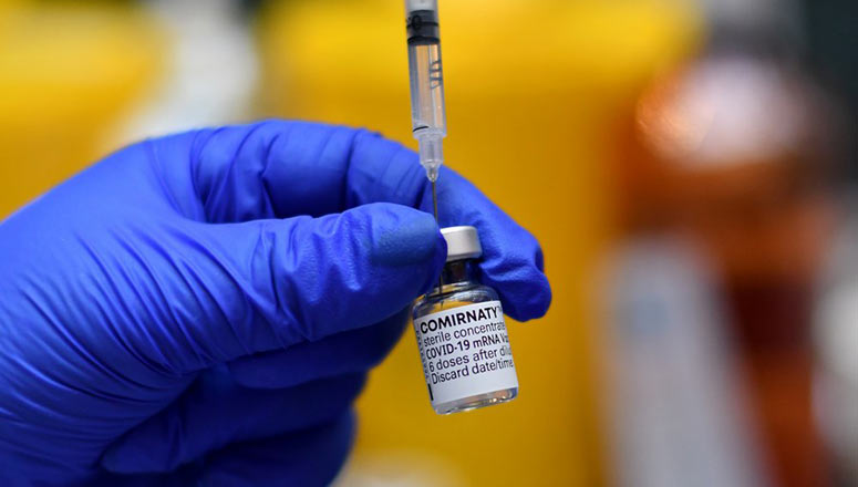 (COVID-19) Pfizer et BioNTech lancent les essais cliniques du vaccin spécifique à Omicron