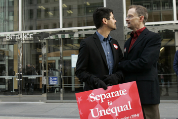 USA: premier proc&egrave;s f&eacute;d&eacute;ral sur le mariage homosexuel