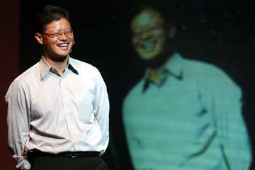 D&eacute;mission du co-fondateur de Yahoo! Jerry Yang