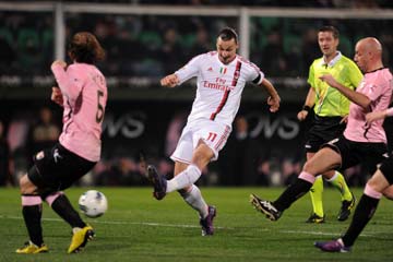 Italie/Football: L'AC Milan bat Palerme (4-0)