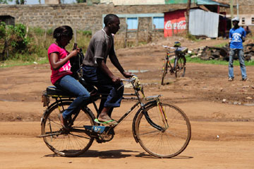 Kenya: v&eacute;los taxis &agrave; Nairobi