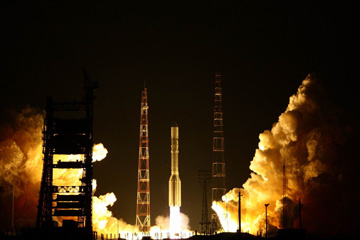 La Russie lance un satellite militaire