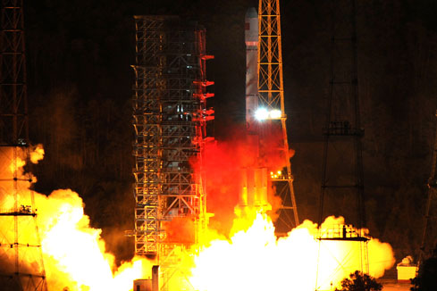 La Chine lance deux satellites de navigation