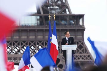 France/présidentielle : Sarkozy prône le travail et un "nouveau modèle social"