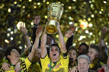 Football: Le Borussia Dortmund remporte la Coupe d'Allemagne