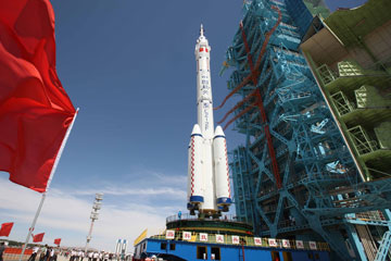 Shenzhou-9 pourrait faire face au tonnerre et &agrave; des temp&eacute;ratures &eacute;lev&eacute;es (experts)