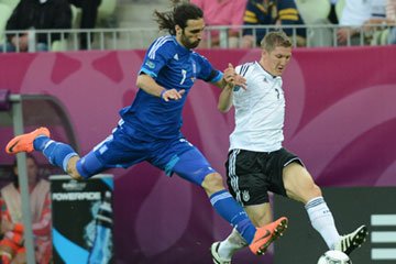 Euro 2012: l'Allemagne bat la Grèce 4-2 et se qualifie pour les demi-finales