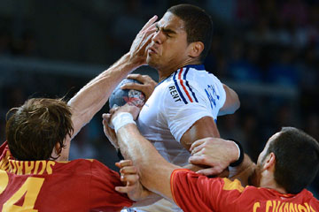 Handball : la France remporte l'Eurotournoi en battant l'Espagne 31-24