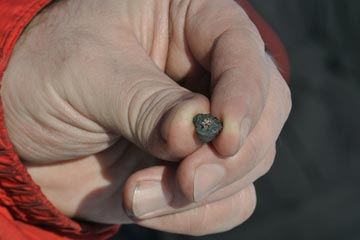 Des fragments de m&eacute;t&eacute;orite retrouv&eacute;s dans la ville russe de Chelyabinsk