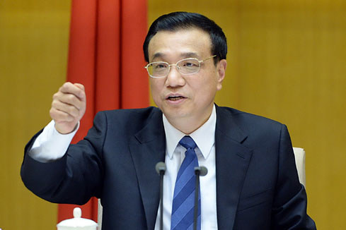 Li Keqiang: transformer les fonctions du gouvernement est la première tâche du nouveau cabinet