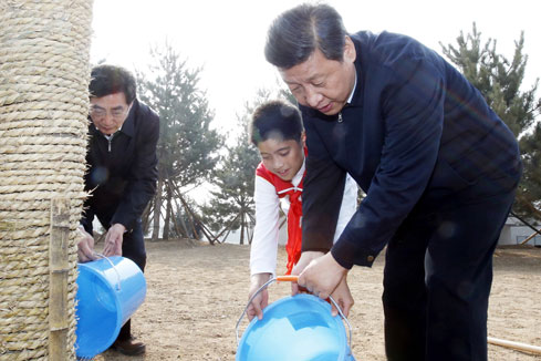 Le président chinois appelle à construire une "Chine belle" lors d'une activité de reboisement