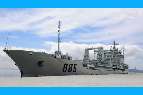 La flottille de l'escorte navale chinoise en visite au Portugal