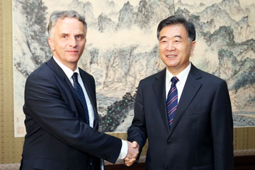 Un vice-Premier ministre chinois rencontre un hôte suisse