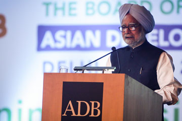 Le PM indien souligne l'importance des contributions de la Chine et de l'Inde &agrave; la croissance mondiale