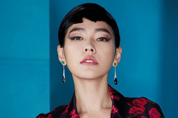 L'animatrice taïwanaise Dee en couverture du magazine Vogue