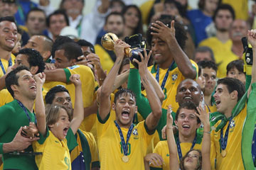 Football: Le Brésil remporte la Coupe des Confédérations