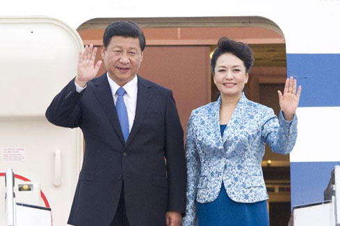 Xi arrive à Kuala Lumpur pour une visite d'Etat