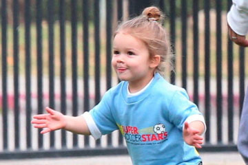 Photos : Harper Beckham : la baby footballeuse la plus adorable