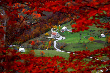 EN IMAGES: paysages pittoresques de l'automne au Monténégro