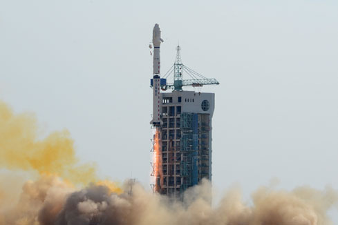 La Chine lance le satellite exp&eacute;rimental Shijian-16