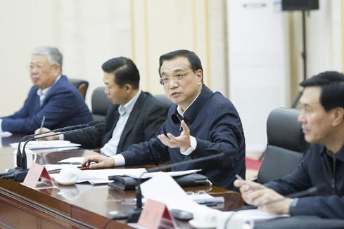 Le PM chinois appelle à davantage d'efforts pour le développement économique et le bien-être social