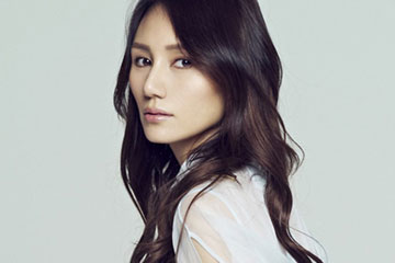 Nouvelles photos de l'actrice chinoise Yuan Quan