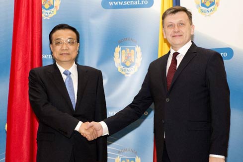 Le Premier ministre chinois appelle à des échanges parlementaires plus étroits entre la Chine et la Roumanie