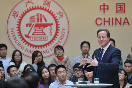 David Cameron prononce un discours à l'Université Jiaotong de Shanghai