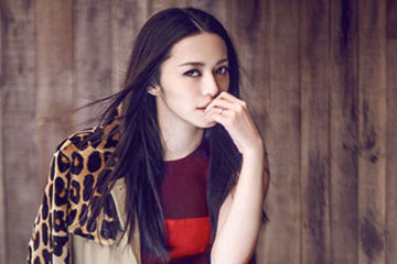 L'actrice chinoise Yao Chen pose pour un magazine