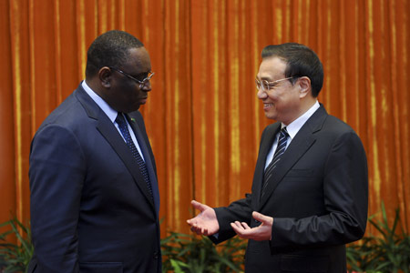 Le PM chinois rencontre le président sénégalais