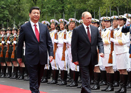 Entretien entre les présidents chinois et russe à Shanghai