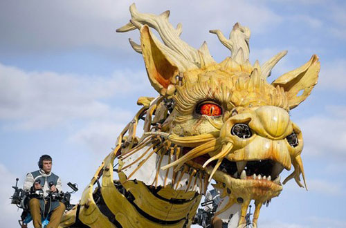 La sculpture cheval-dragon célèbre les liens entre la Chine et la France