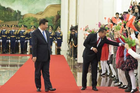 Le président chinois s'entretient avec son homologue péruvien sur les relations bilatérales