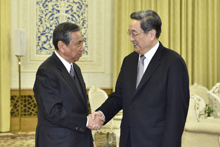 La Chine exhorte le Japon à poursuivre sa politique positive envers la Chine