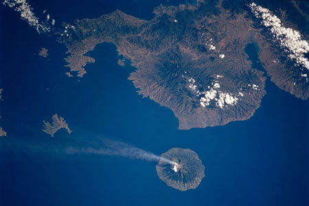 Photos : les éruptions volcaniques vue du ciel