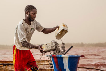 Récolteurs du sel au Sénégal