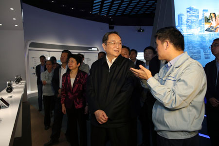 Yu Zhengsheng promet de soutenir les sociétés de Taiwan dans la partie continentale