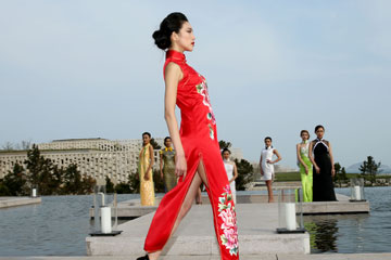 Semaine de la mode de Qingdao: des défilés en plein air