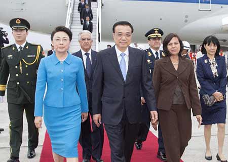 Le Premier ministre chinois arrive au Pérou pour une visite officielle