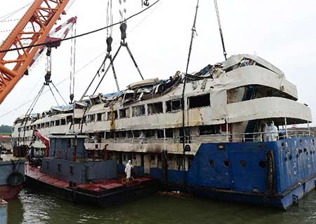 Naufrage de l'&eacute;toile de l'Orient : le bilan s'alourdit &agrave; 431 morts