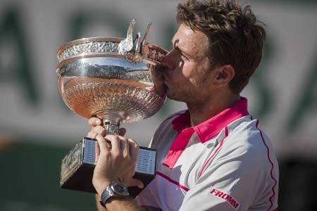 Roland-Garros: victoire surprise de Stan Wawrinka face au grand favori Novak Djokovic