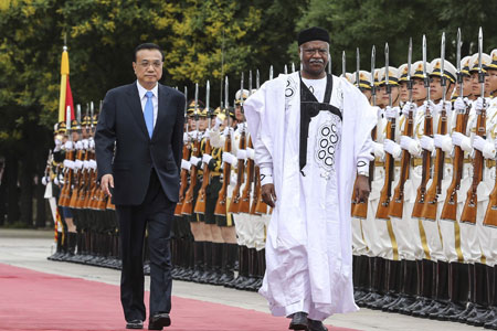 Le PM chinois s'engage à promouvoir la coopération avec le Cameroun