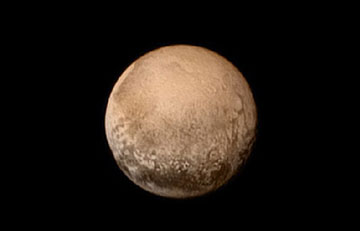 Image plus détaillée de Pluton