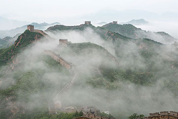 Photos : la Grande Muraille prise d'assaut… par les nuages