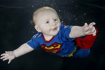 Photographie : quand les bébés posent sous l'eau