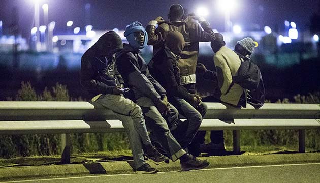En images : la "jungle de Calais" en France