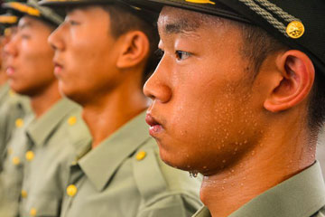 Entraînements des étudiants de première année de l'Université des technologies de la défense nationale de Chine