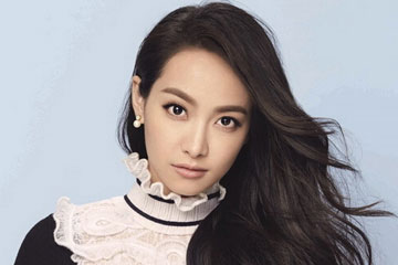 Song Qian pose pour un magazine