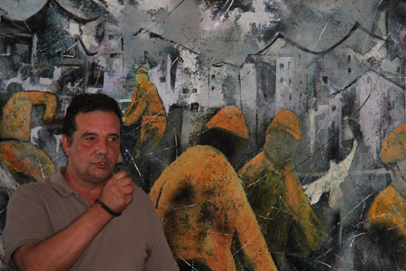 Un artiste français rend hommage aux victimes du massacre de Nanjing en faisant don 
d'une peinture (INTERVIEW)