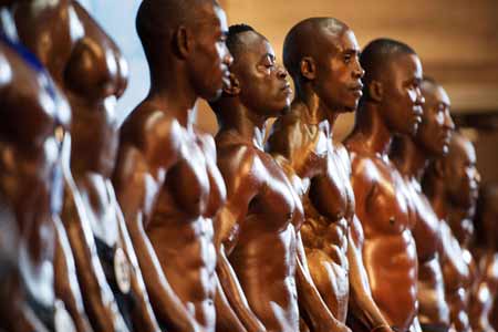La compétition "Mr. Muscle" à Dar es Salam